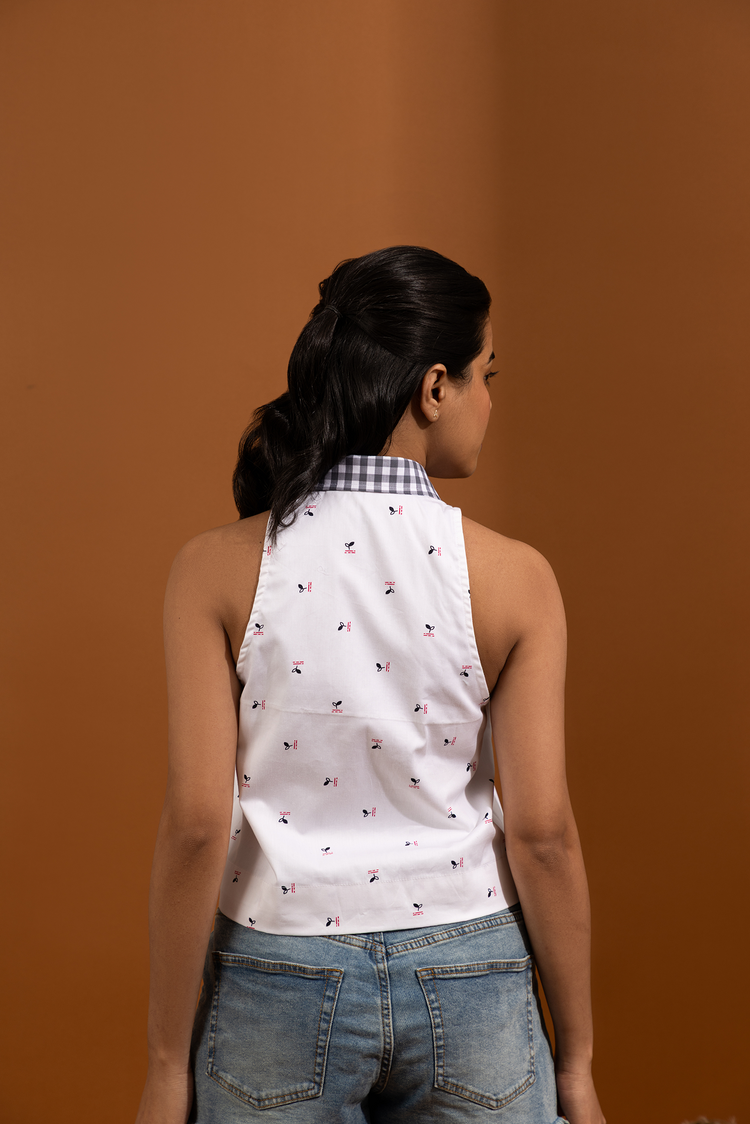 Printed White Sleeveless Top With Gingham Collar